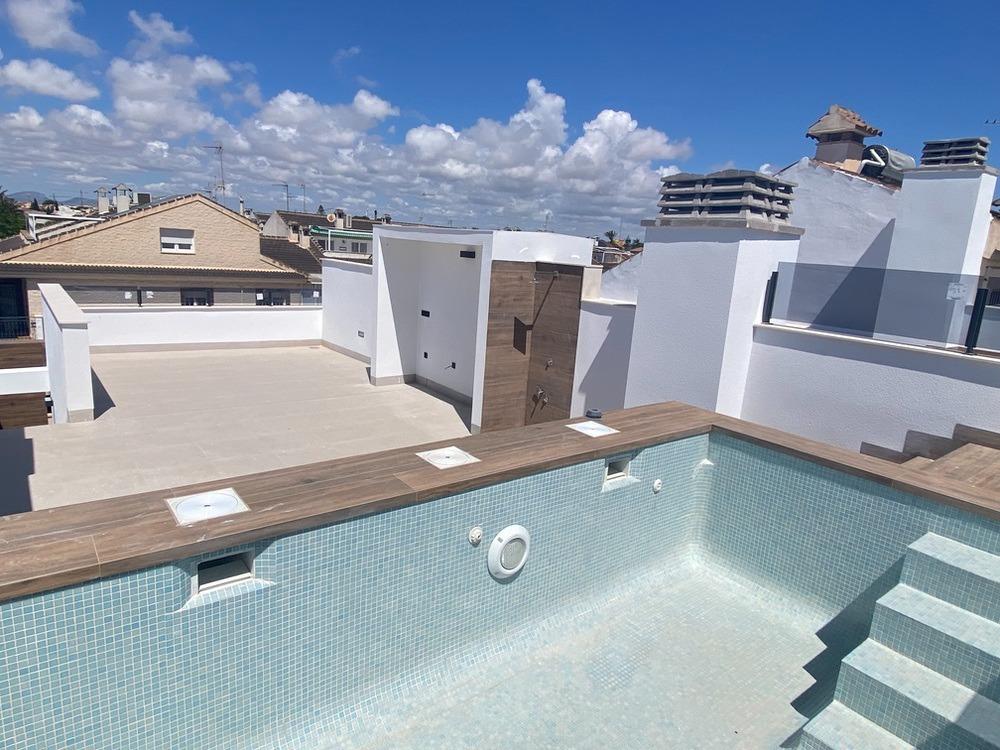 New Build Bungalows in Lo Pagán: Modern Living Near the Beach