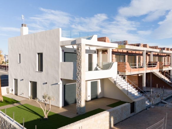 New build bungalows in Pilar de la Horadada