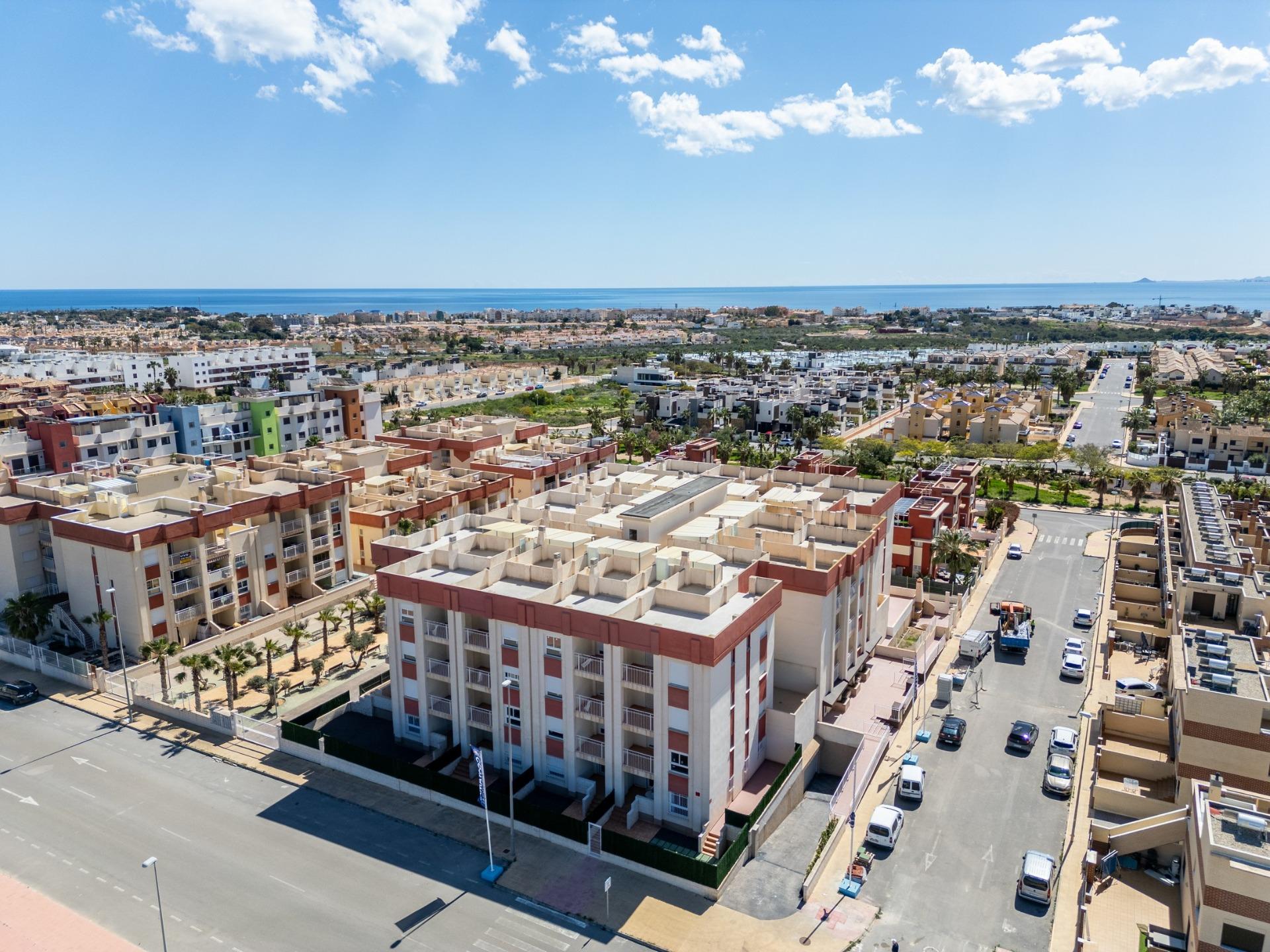 19-1 Regenerated Residential Complex in Lomas de Cabo Roig – Renovated Apartments