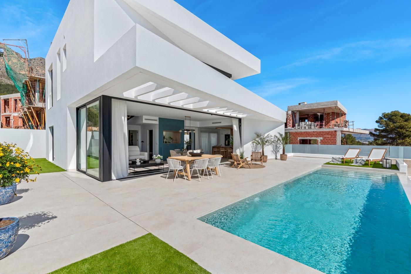 NEW BUILD VILLAS IN POLOP