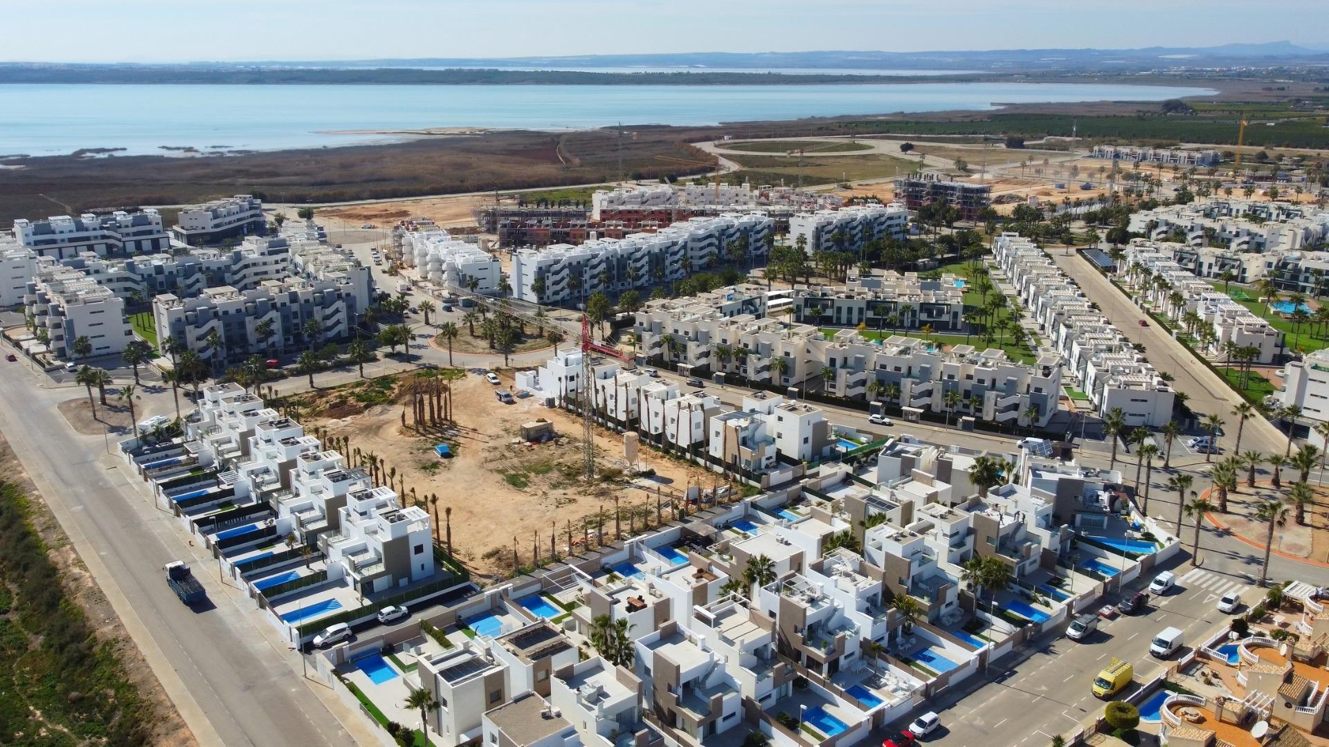NEW BUILD RESIDENTIAL IN EL RASO, GUARDAMAR DEL SEGURA