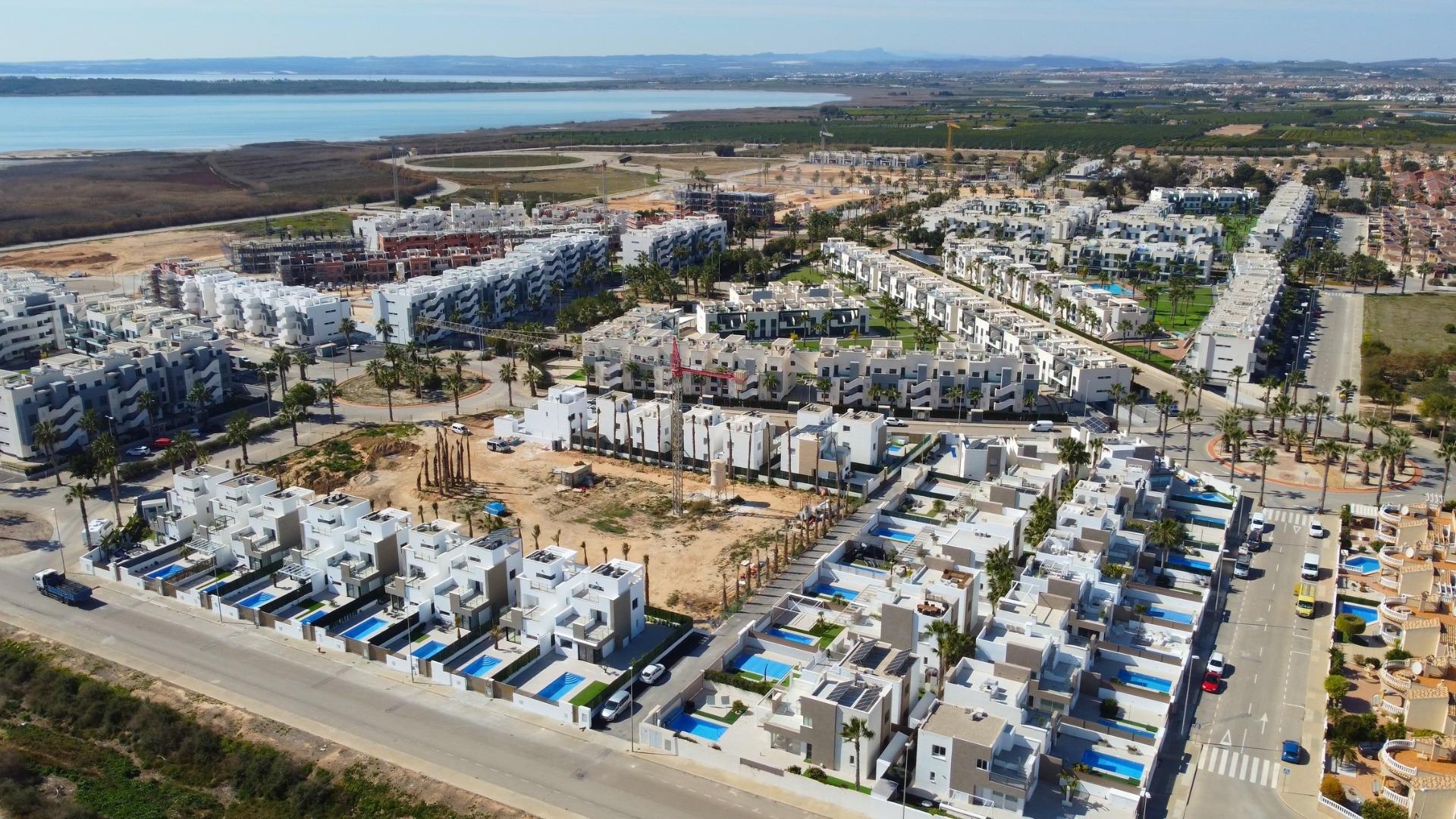 NEW BUILD RESIDENTIAL IN EL RASO, GUARDAMAR DEL SEGURA