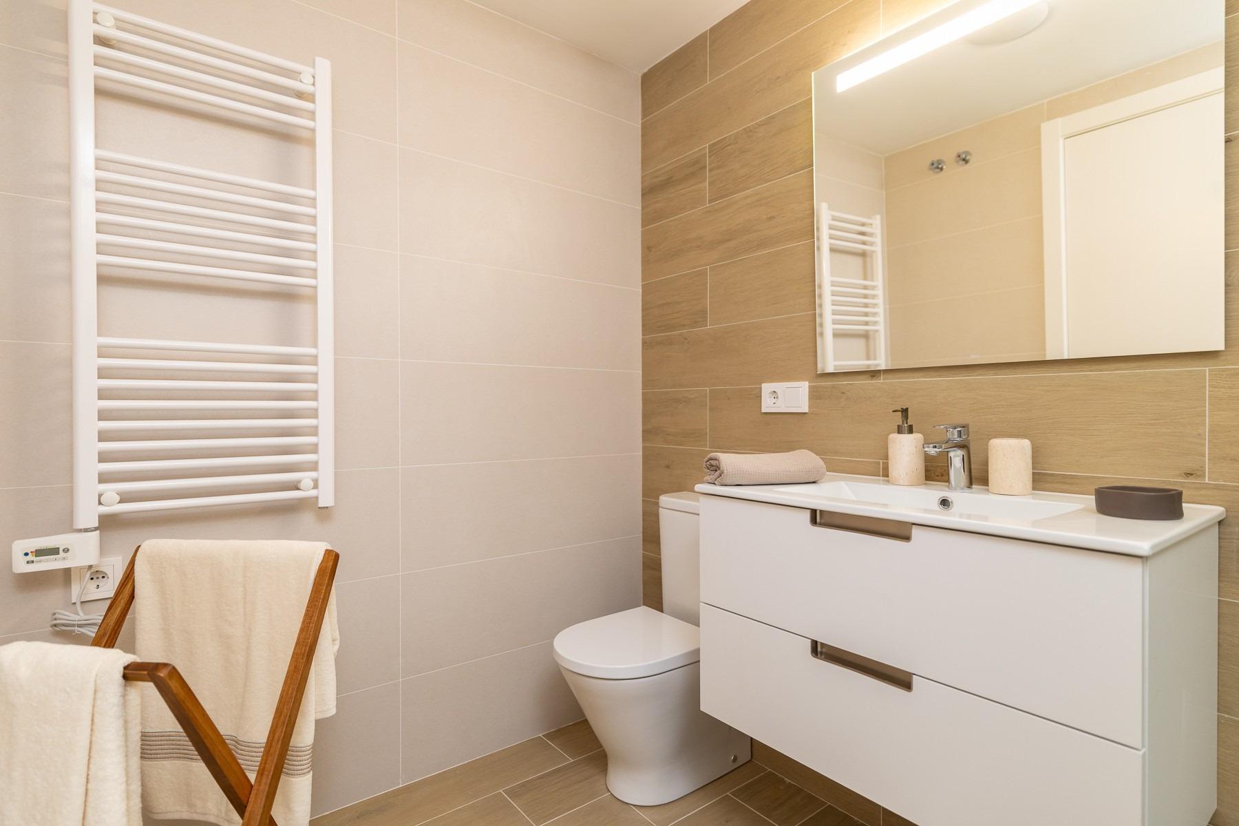 Modern New Build Homes in Calpe Just 450 m from Playa del Cantal Roig