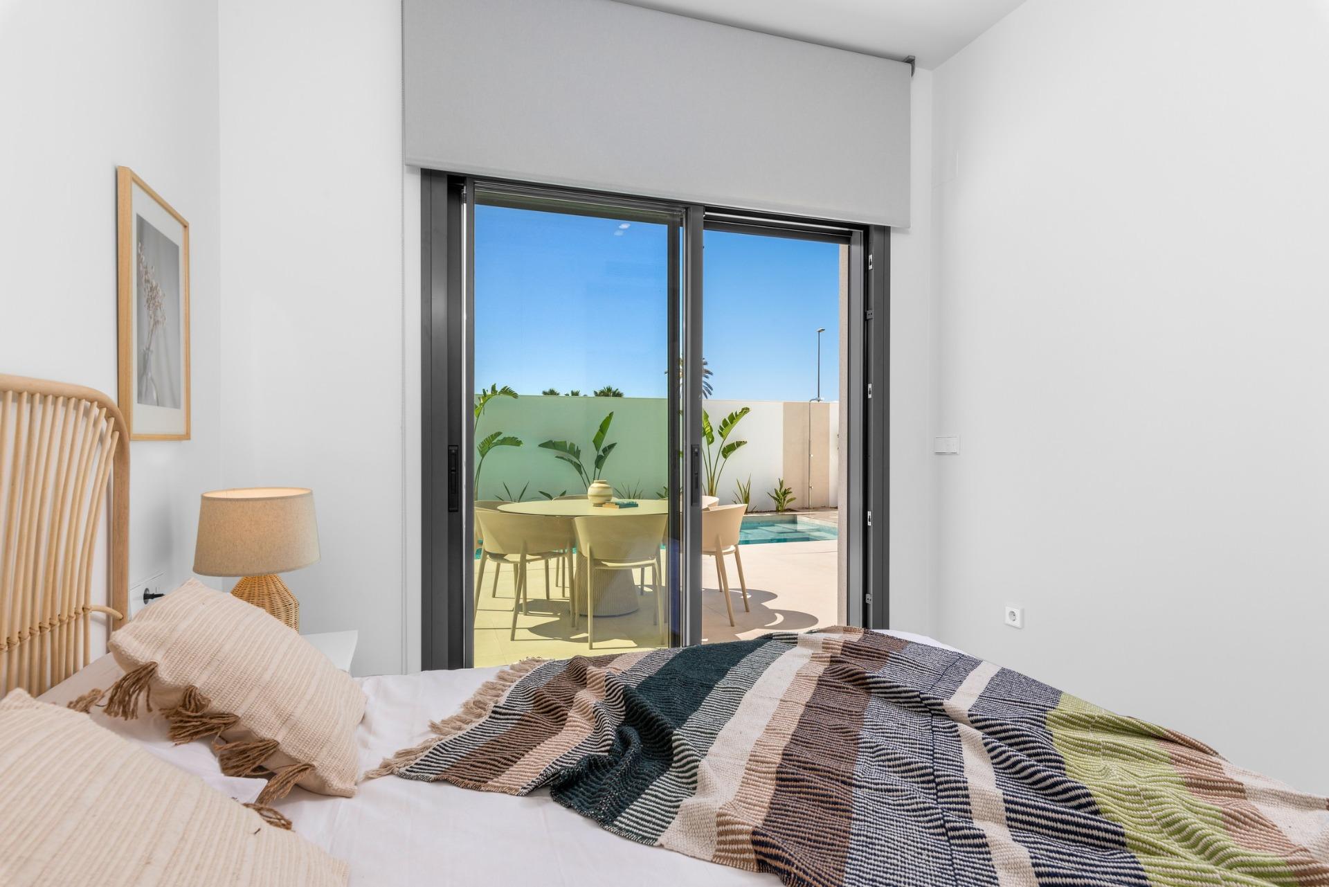 New Build Villas Near Serena Golf in Los Alcazares