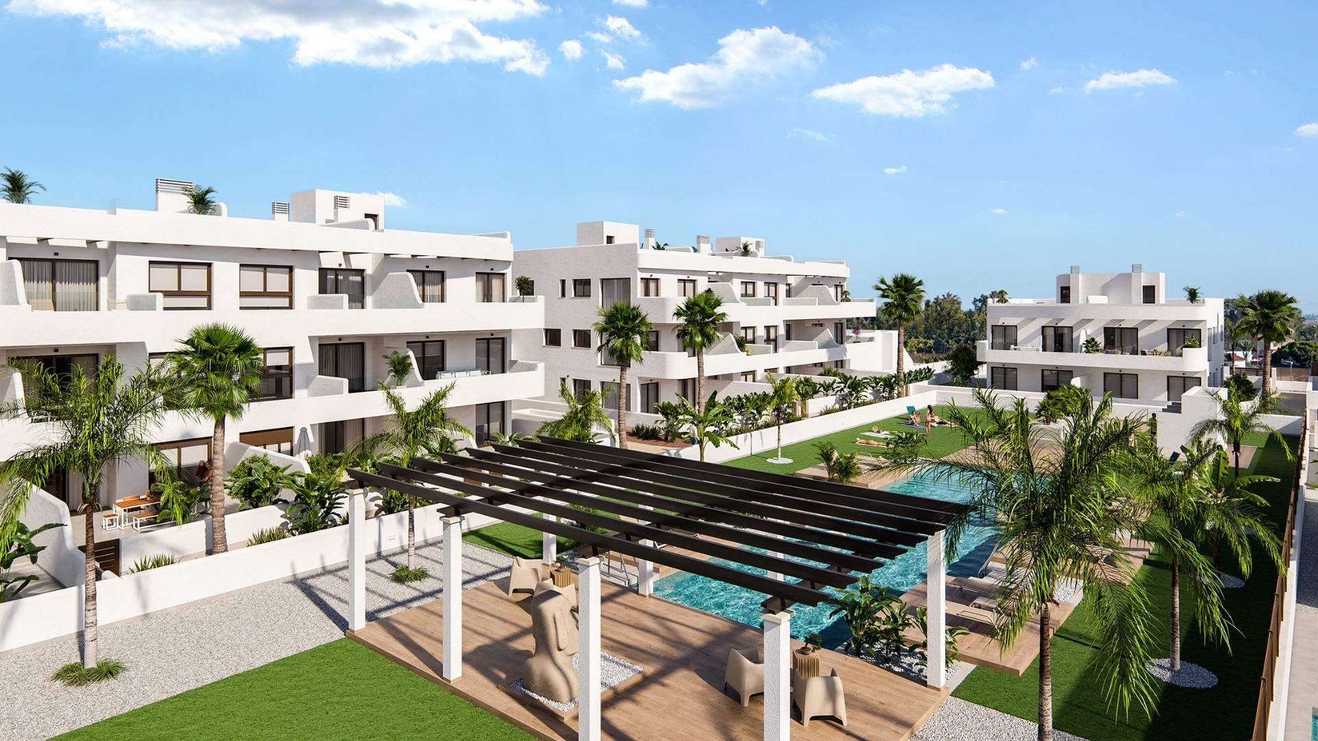 25-1 New Build Residential Complex Near Serena Golf and the Mar Menor in Los Alcazares