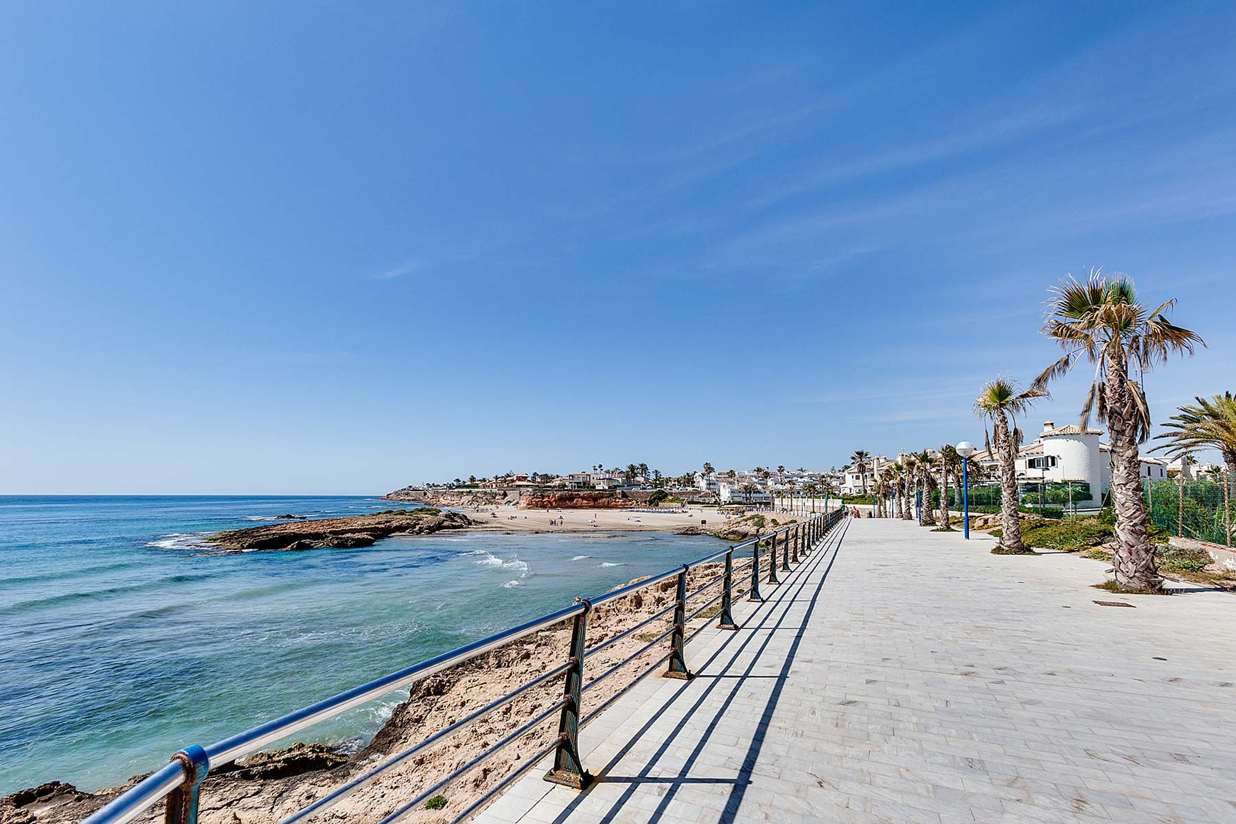 Villa in La Zenia that redefines the concept of Mediterranean luxury