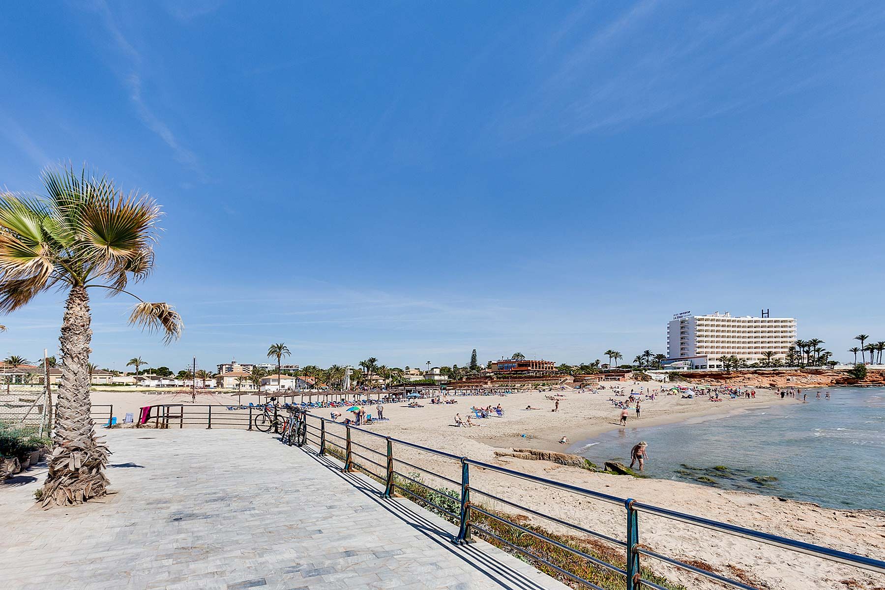 Villa in La Zenia that redefines the concept of Mediterranean luxury