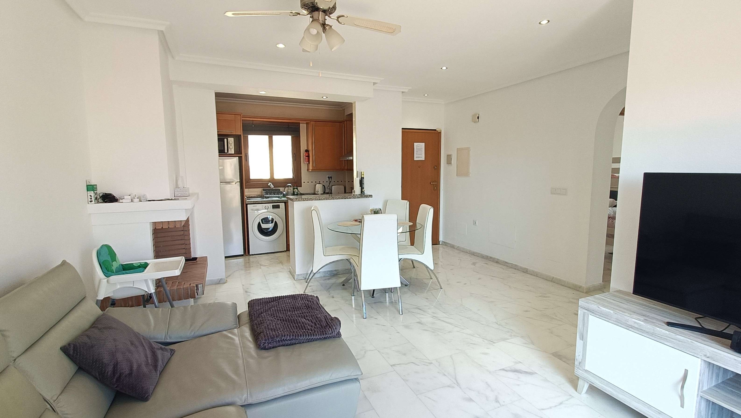 Apartment for Sale in Algorfa, Alicante