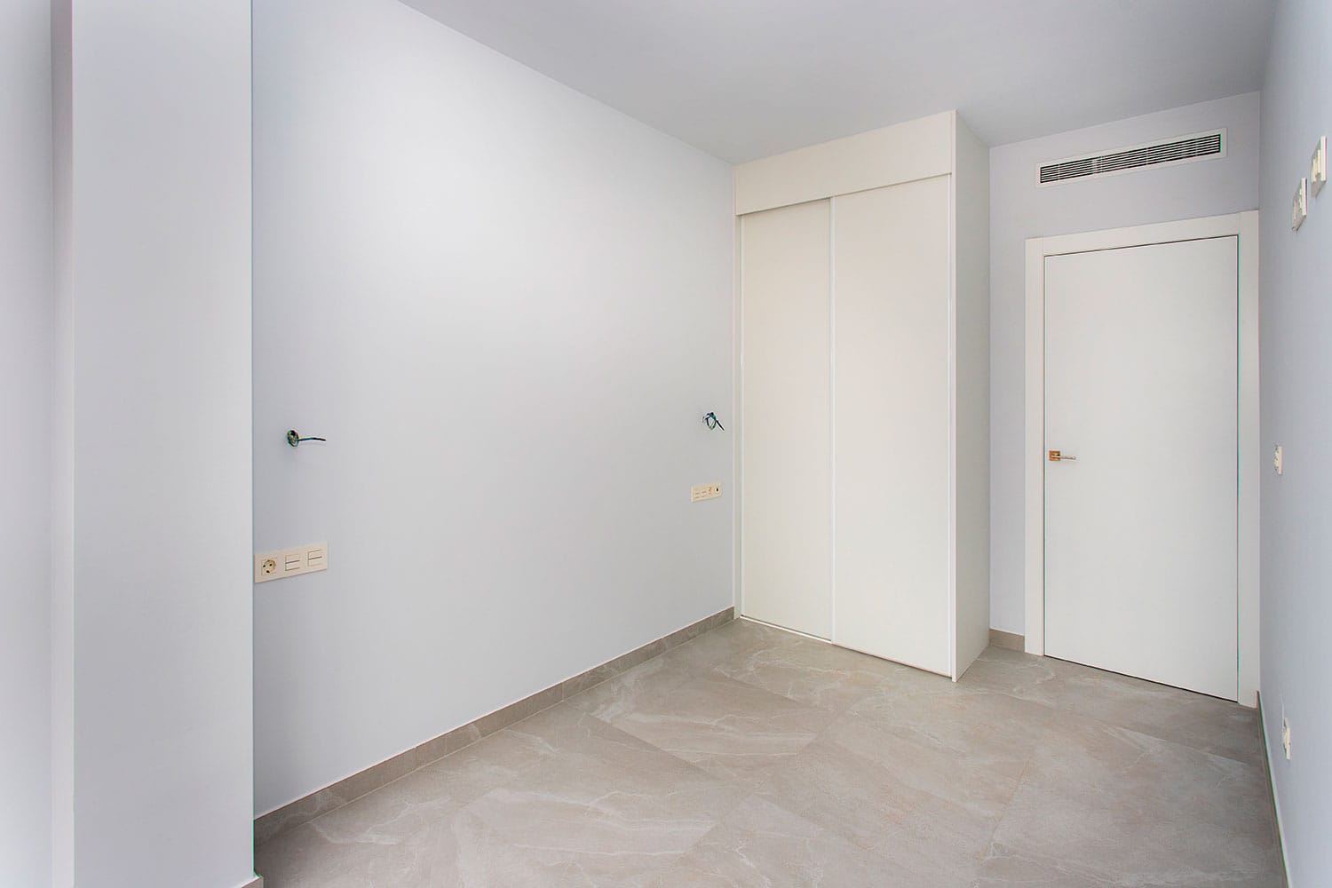 Apartment for Sale in Torrevieja, Alicante