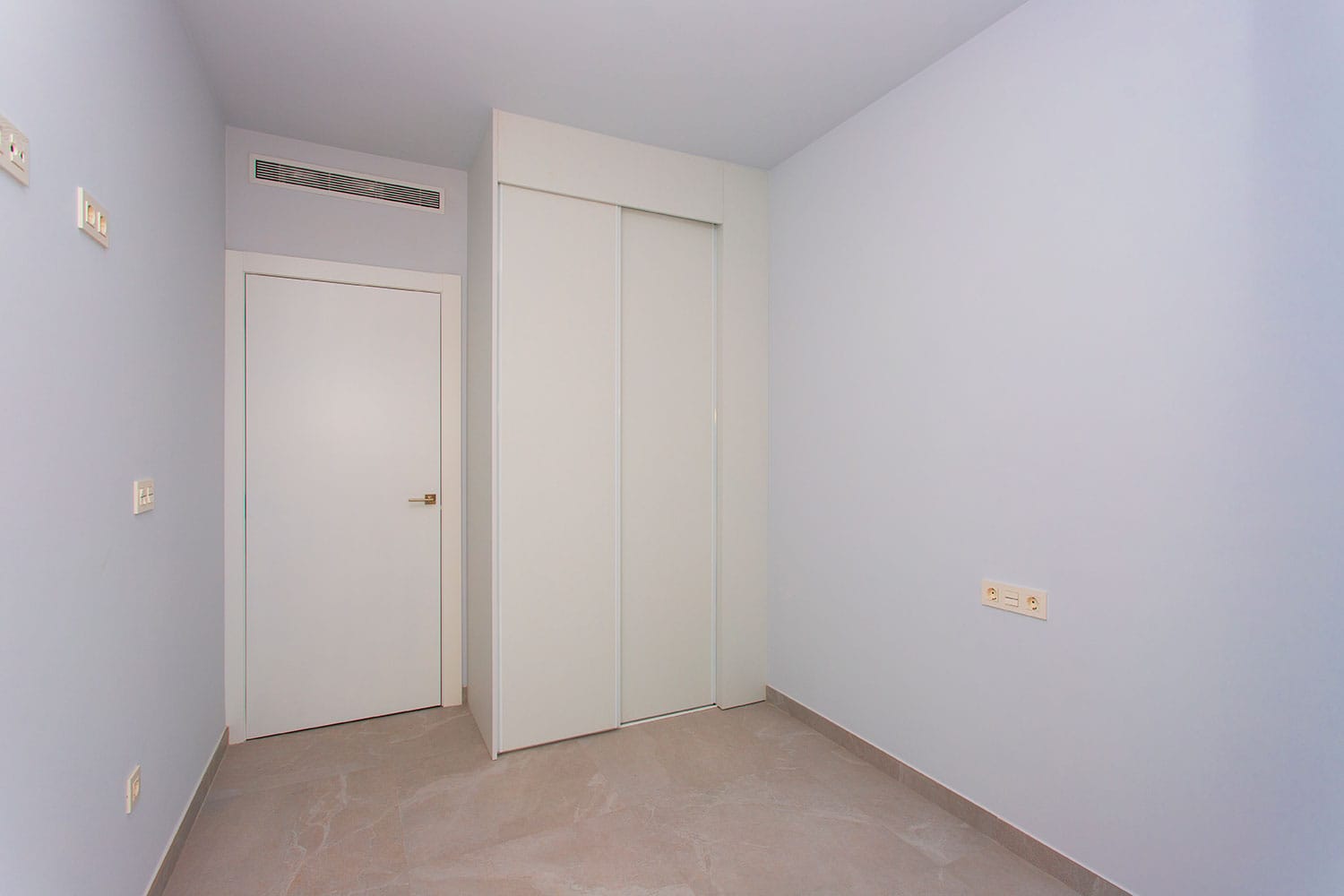 Apartment for Sale in Torrevieja, Alicante