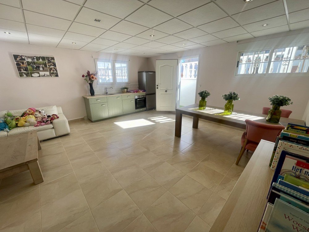 Villa for Sale in Urb. La Marina, Alicante