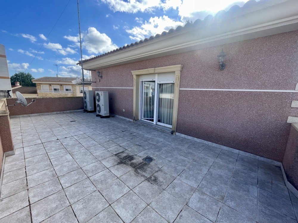 Villa for Sale in Formentera del Segura, Alicante