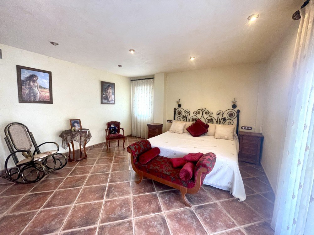 Villa for Sale in Formentera del Segura, Alicante