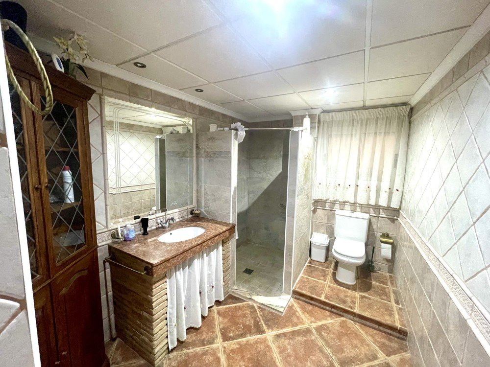 Villa for Sale in Formentera del Segura, Alicante
