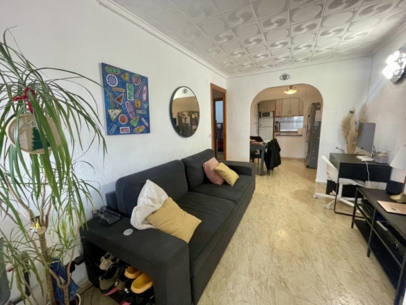 584