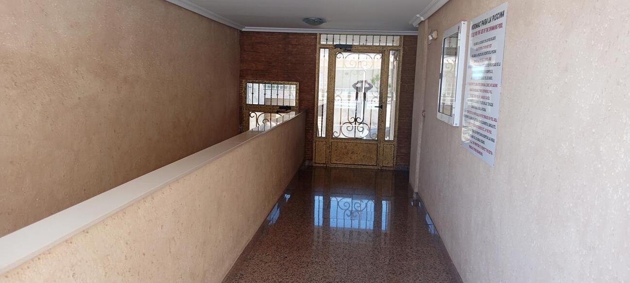 Apartment for Sale in Los Montesinos, Alicante