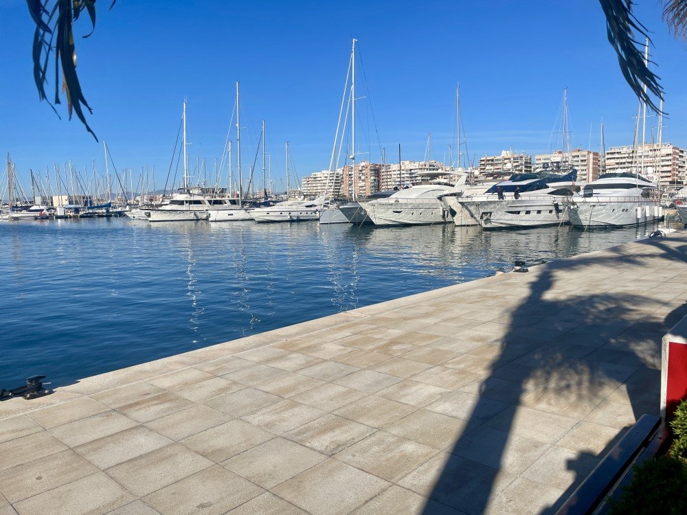 Apartment for Sale in Santa Pola, Alicante