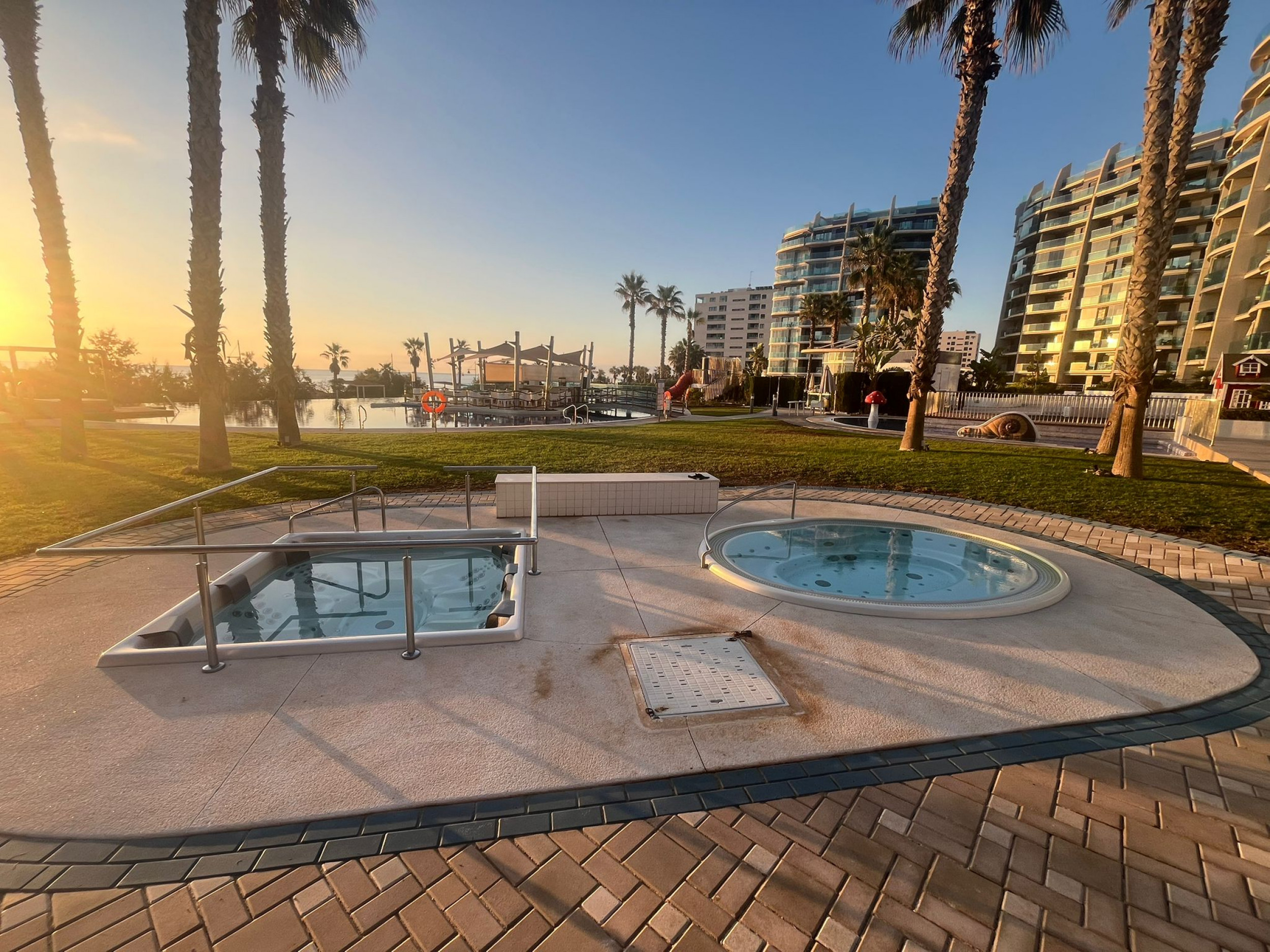 Apartment for Sale in Punta Prima, Alicante