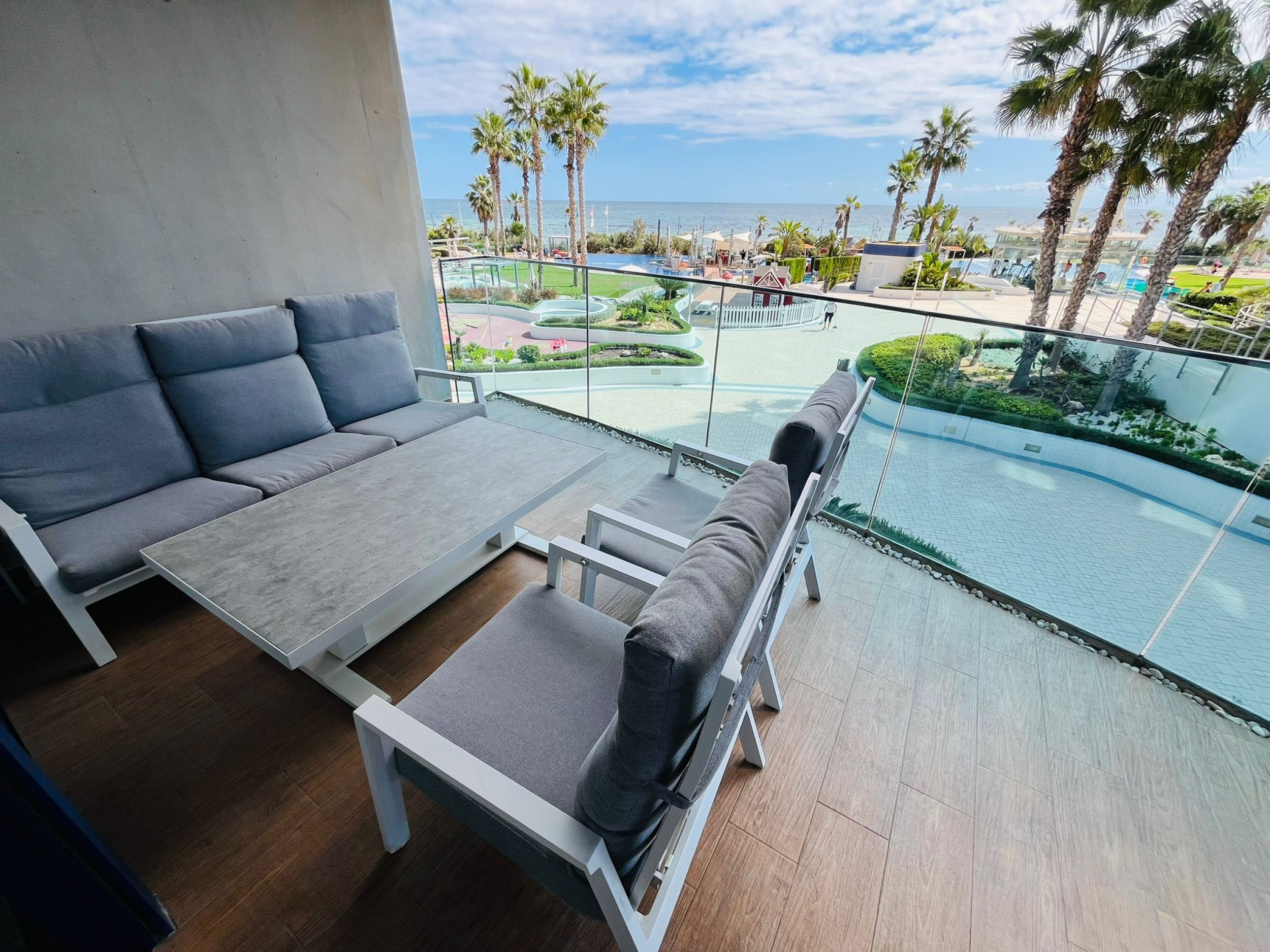 Apartment for Sale in Punta Prima, Alicante