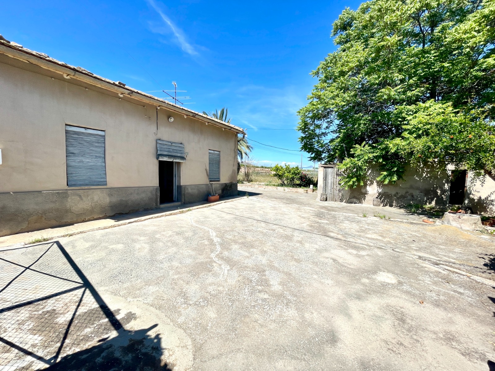 Villa for Sale in La Romana, Alicante