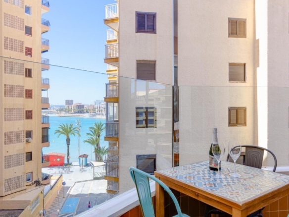Apartment for Sale in Torrevieja, Alicante