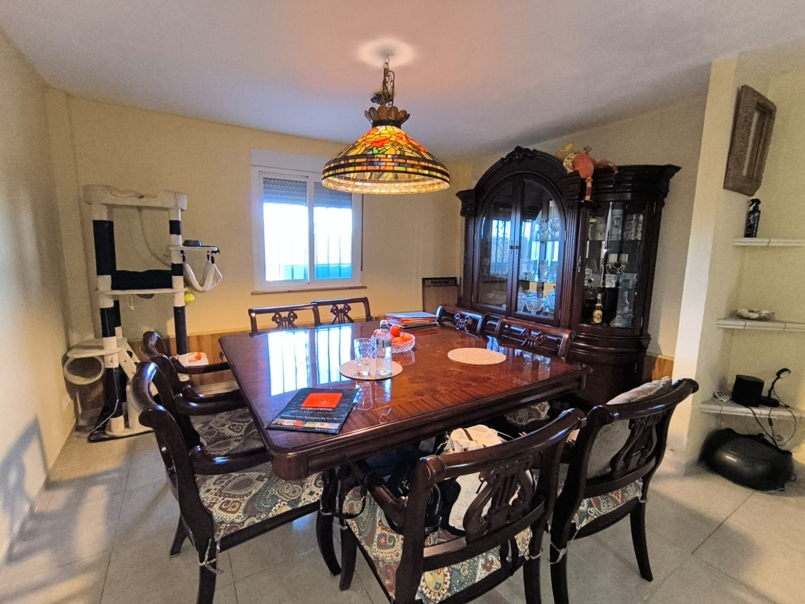 Villa for Sale in Villena, Alicante