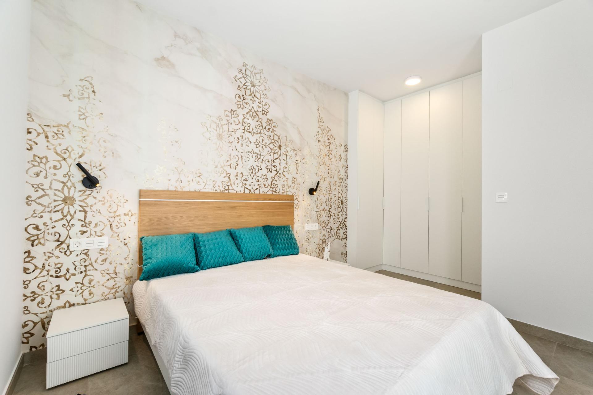 Apartment for Sale in Torrevieja, Alicante