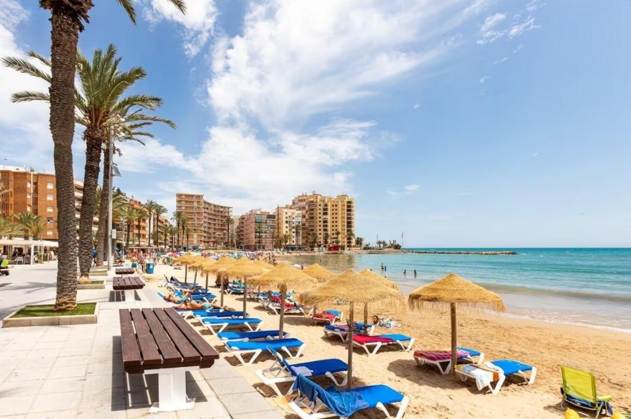 Apartment for Sale in Torrevieja, Alicante