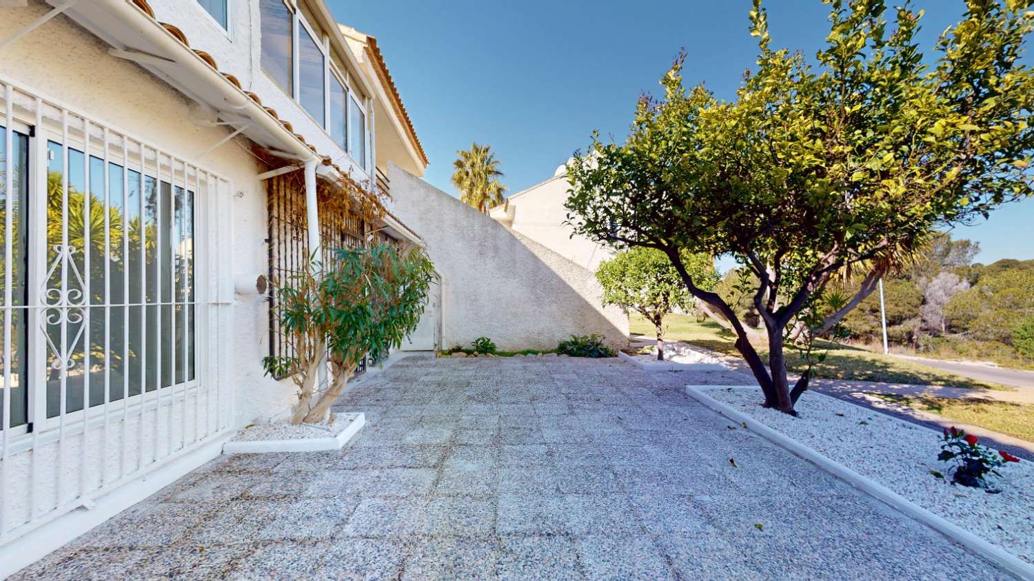 Bungalow for Sale in Orihuela, Alicante
