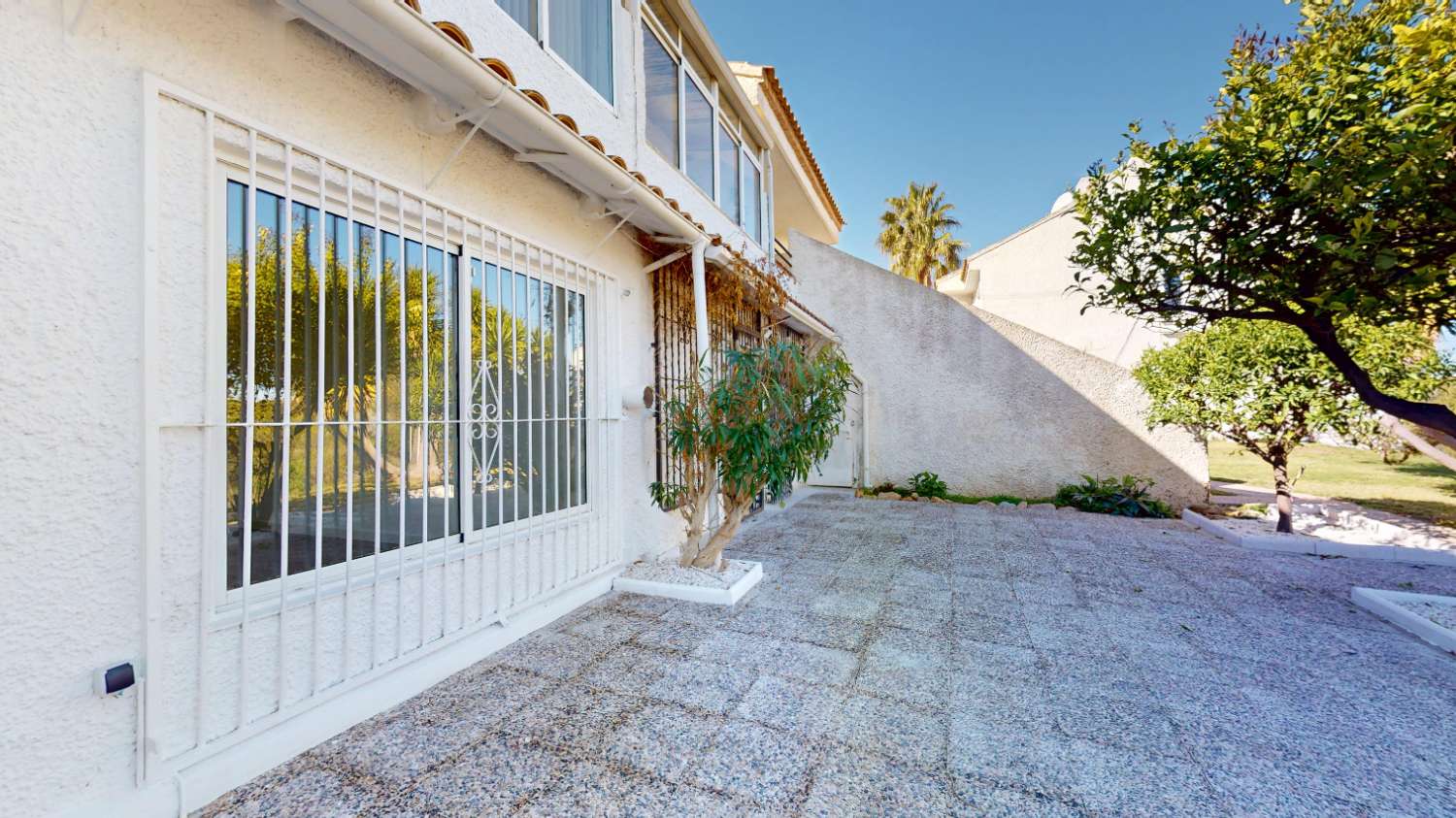 Bungalow for Sale in Orihuela, Alicante
