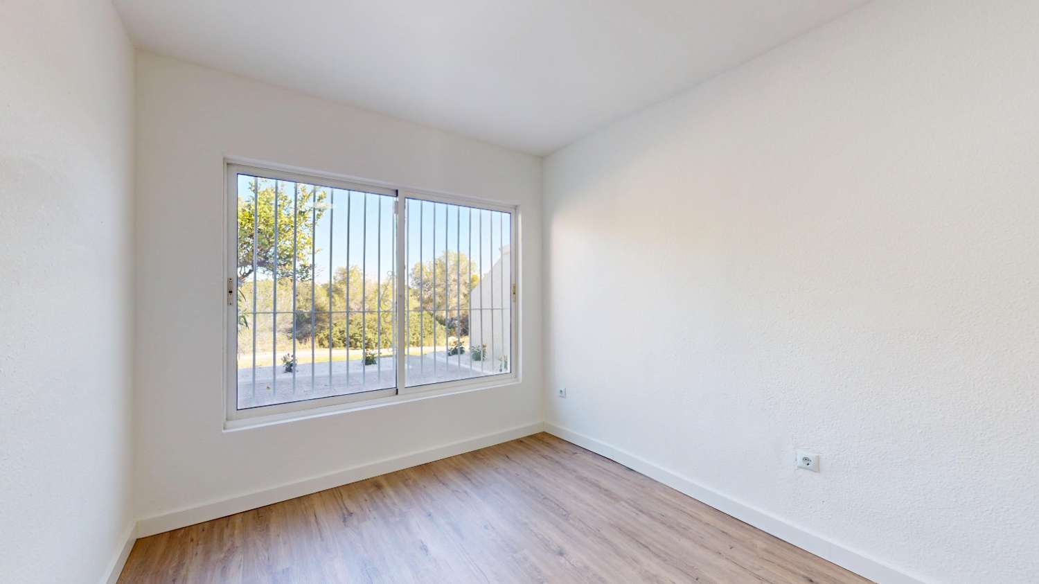 Bungalow for Sale in Orihuela, Alicante
