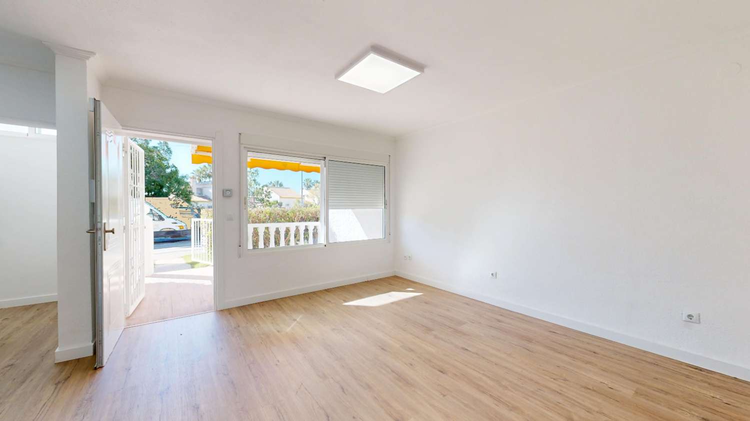 Bungalow for Sale in Orihuela, Alicante