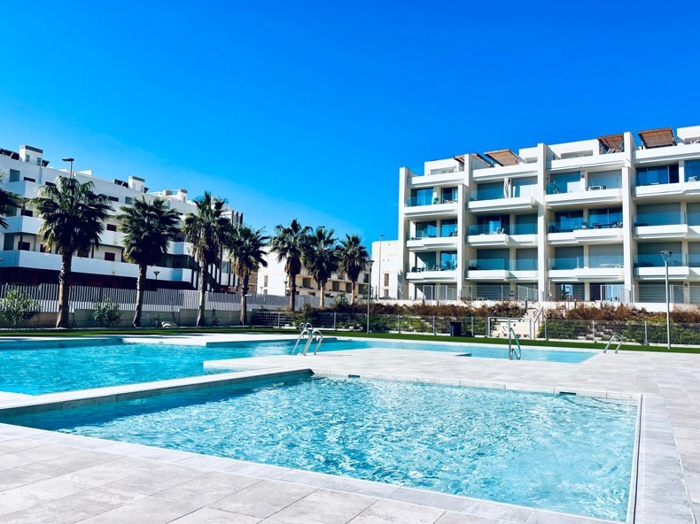 full_1543251_66640931 Apartment for Sale in Villamartin, Alicante