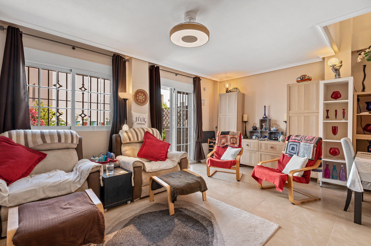 Town House for Sale in San Miguel de Salinas, Alicante