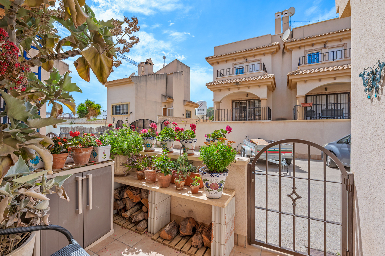 Town House for Sale in San Miguel de Salinas, Alicante