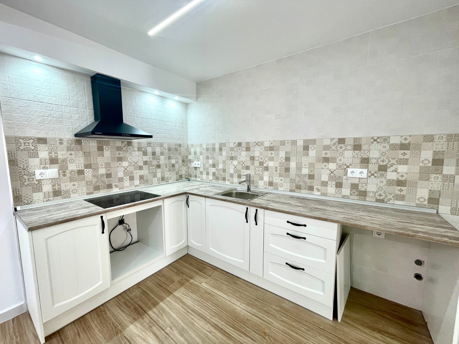 Town House for Sale in Daya Vieja, Alicante