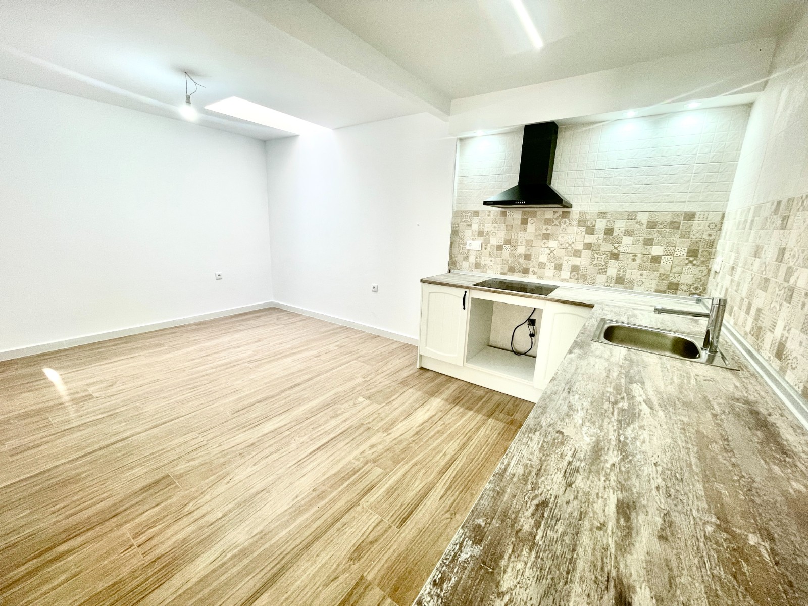 Town House for Sale in Daya Vieja, Alicante