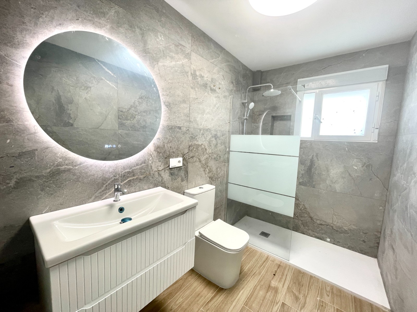 Town House for Sale in Daya Vieja, Alicante