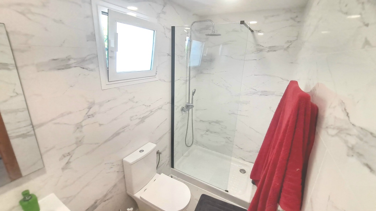 Villa for Sale in San Miguel de Salinas, Alicante