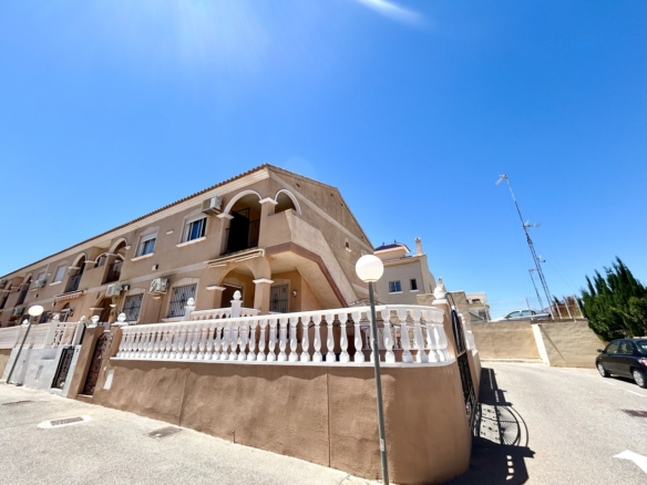 Penthouse for Sale in La Zenia, Alicante