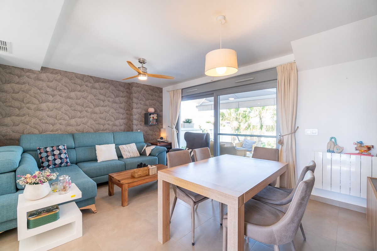 Bungalow for Sale in Vistabella Golf Entre Naranjos, Alicante