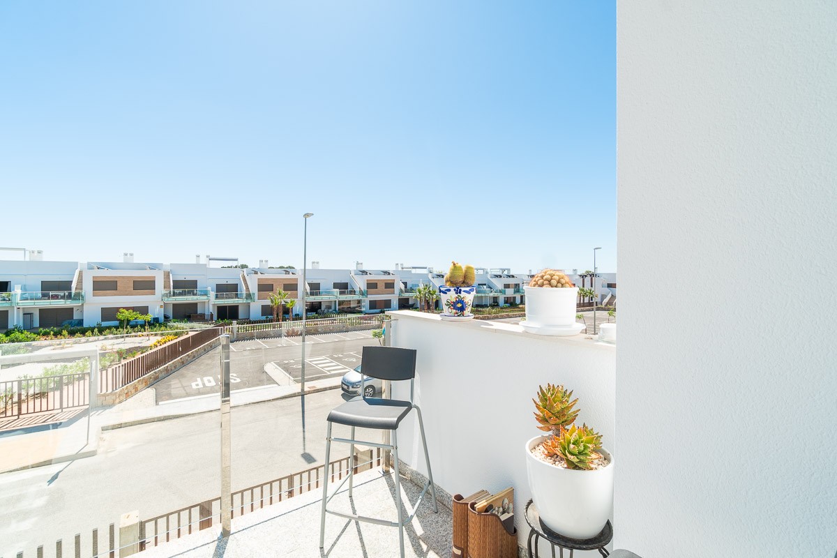 Bungalow for Sale in Vistabella Golf Entre Naranjos, Alicante