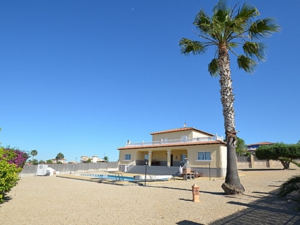Villa for Sale in Campos del Río, Murcia
