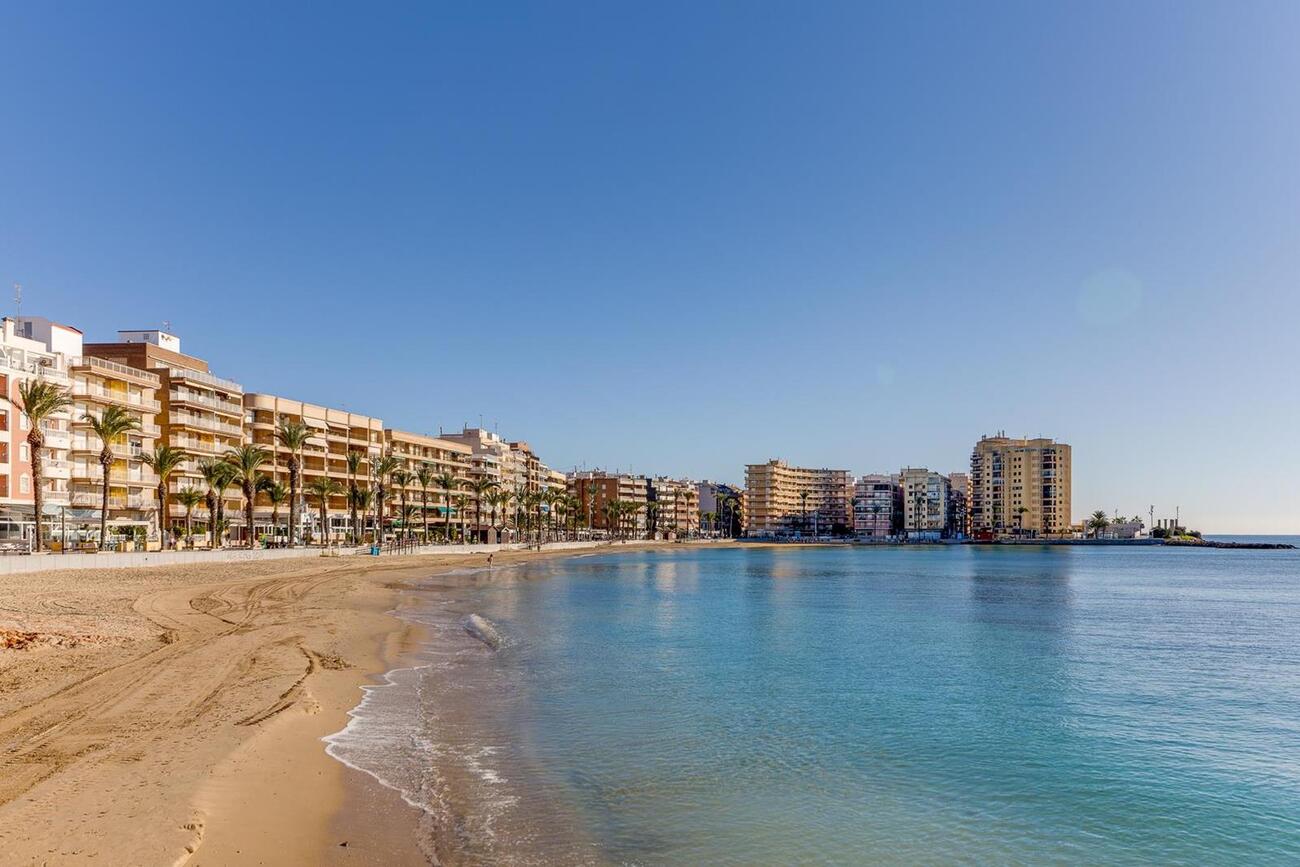Bungalow for Sale in Torrevieja, Alicante