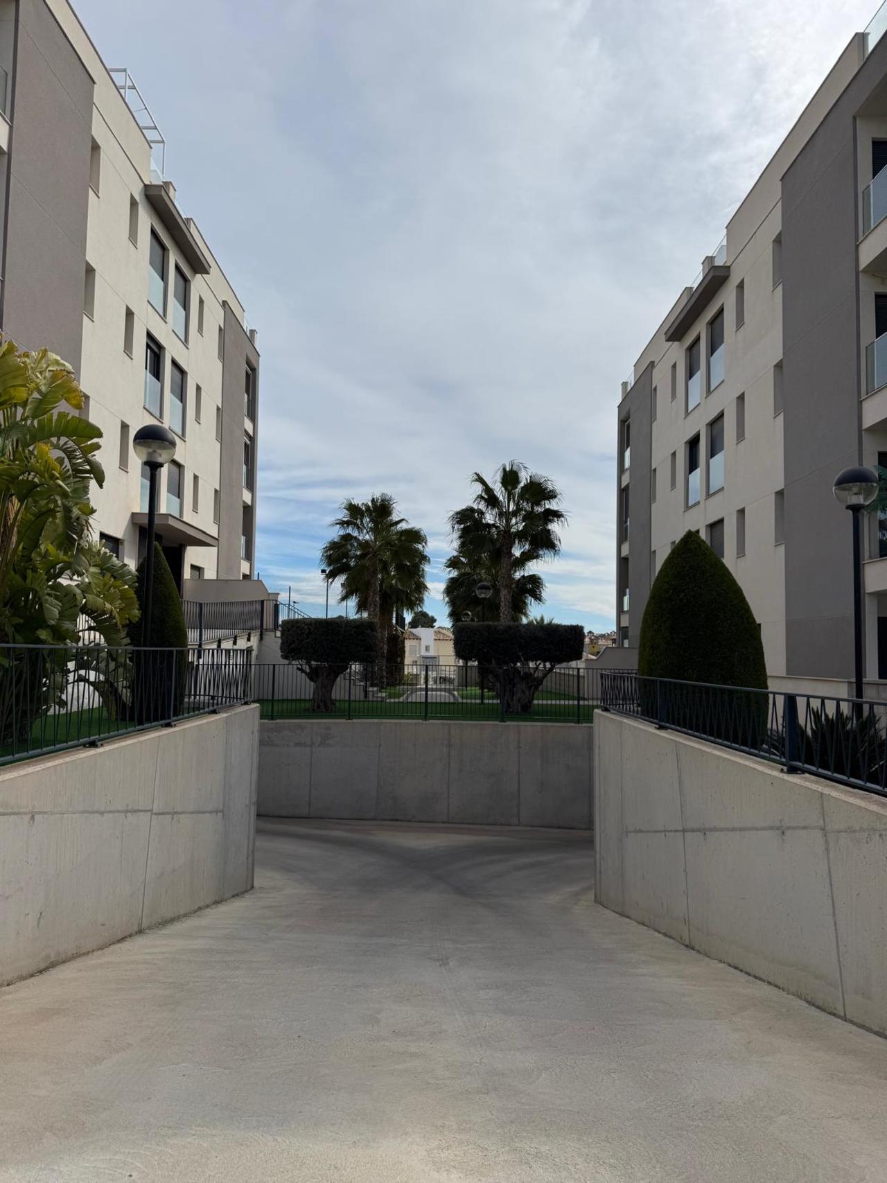 Apartment for Sale in Villamartin, Alicante