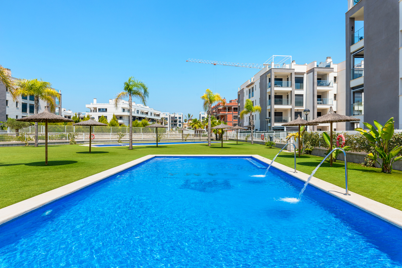 Apartment for Sale in Villamartin, Alicante