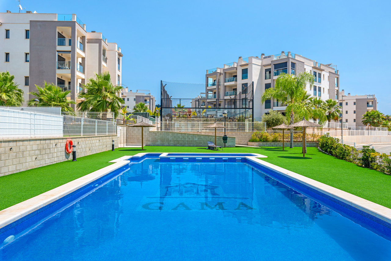 Apartment for Sale in Villamartin, Alicante