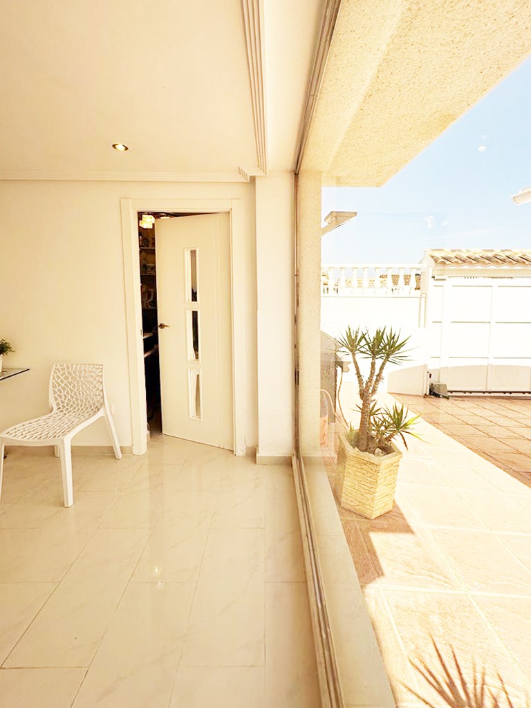 Villa for Sale in San Miguel de Salinas, Alicante