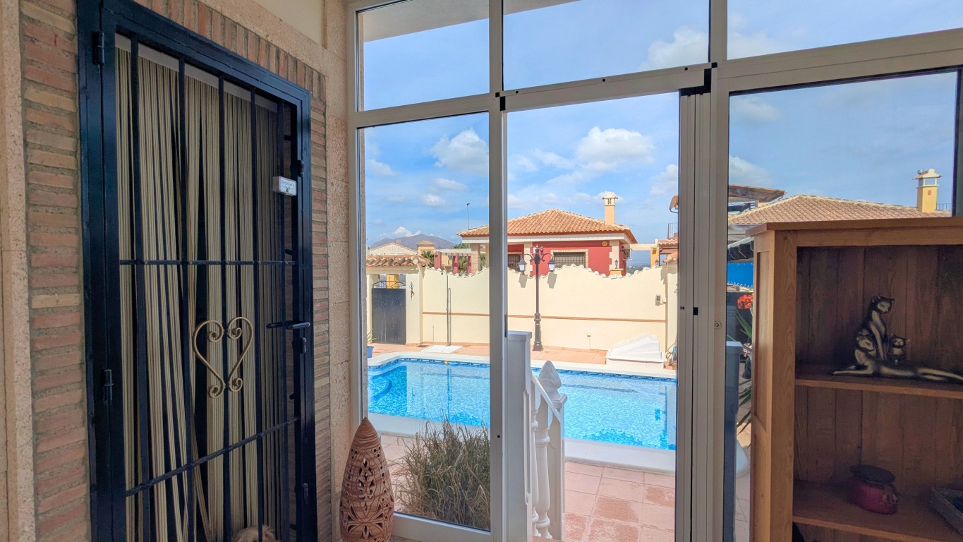 Villa for Sale in Bigastro, Alicante