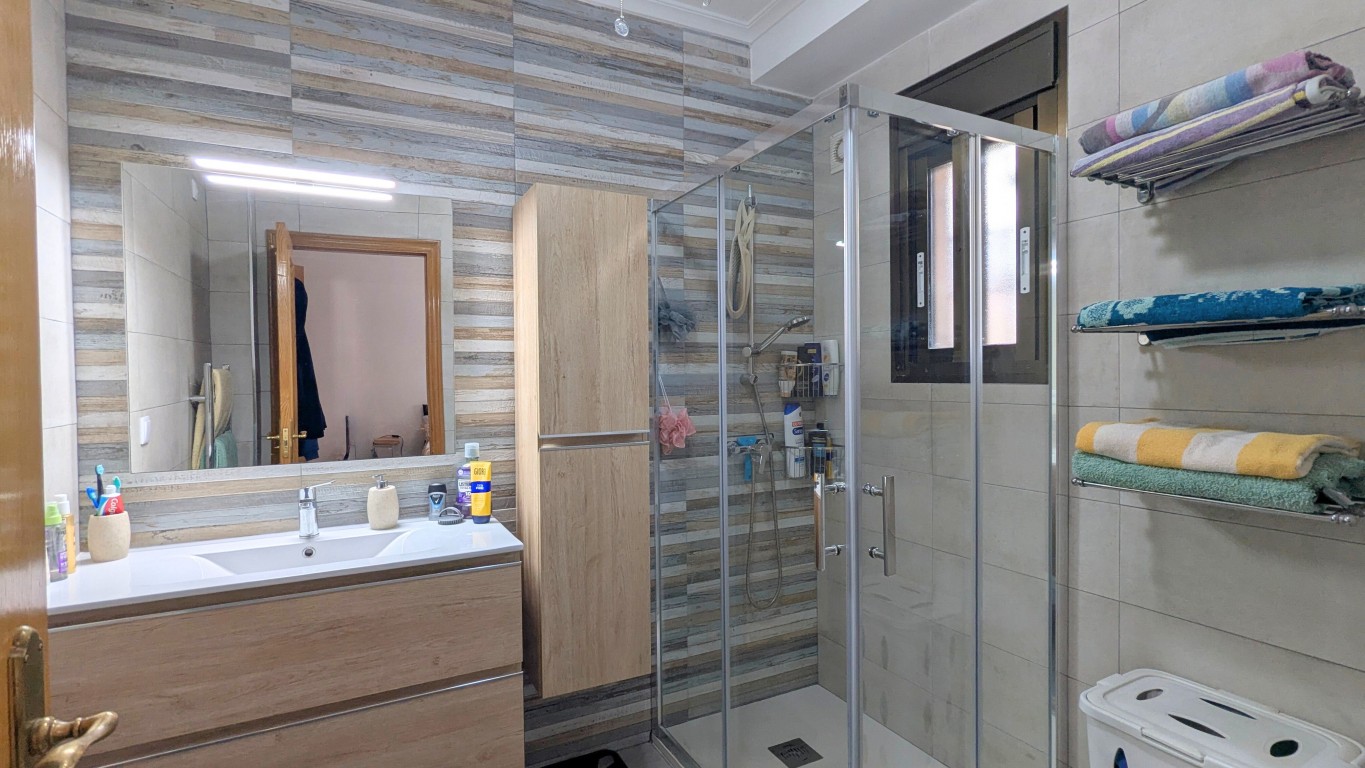 Villa for Sale in Bigastro, Alicante